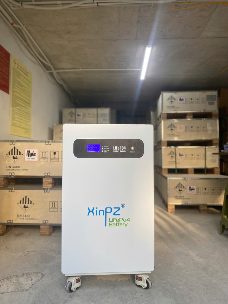 Pin lưu trữ XinPZ 51.2V-16KWh 125kg chính hãng