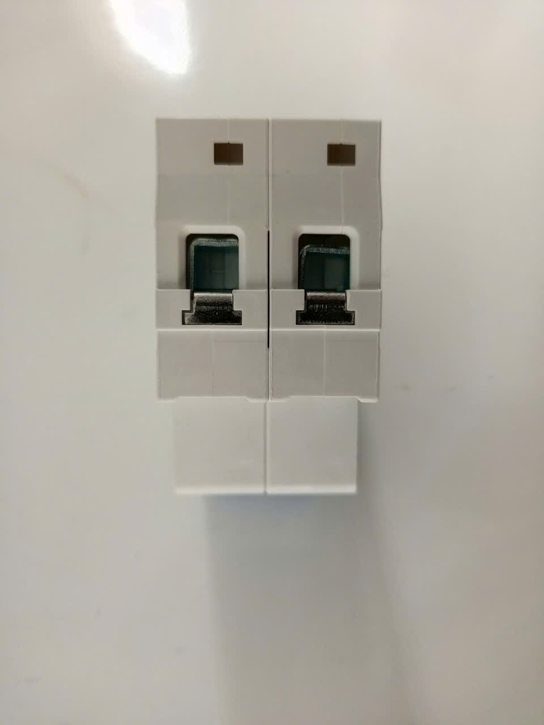 Aptomat MCB 2P AC 63A bảo vệ mạch điện khỏi các sự cố quá tải và ngắn mạch