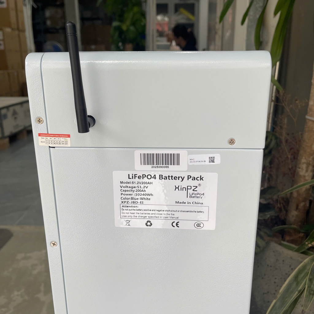 Pin lưu trữ XinPZ 51.2V-10KWh 70kg chính hãng