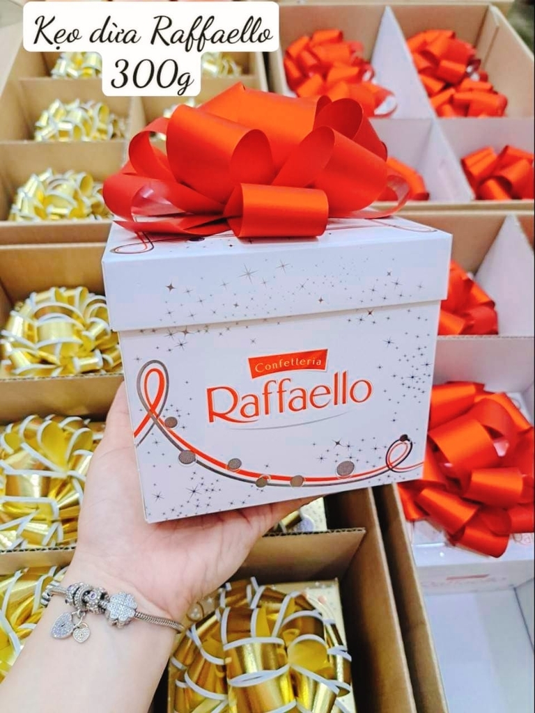 Bánh sữa dừa Raffaello 300g