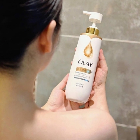 Sữa Tắm Olay Radiance Trắng Da Sáng Mịn 500ml - Hàng Công Ty ( Bản Mới )