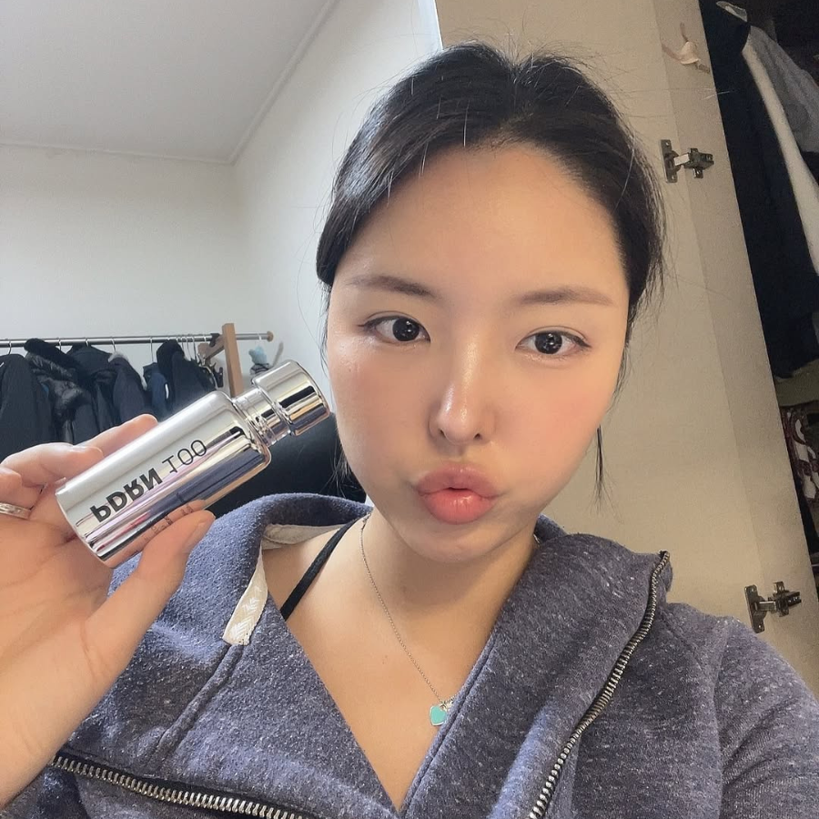 Tinh Chất Căng Bóng, Phục Hồi Da VT PDRN 100 Essence (Set 10 gói * 1.5ml)