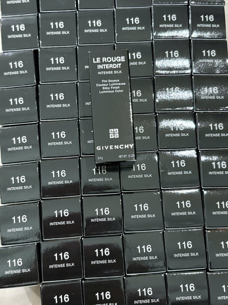 Son Thỏi Givenchy Le Rouge Interdit Intense Silk 3.4g - Fullsize