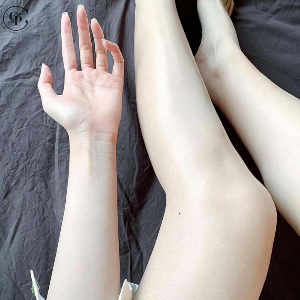 Combo 2 Tẩy tế bào chết Cyclax Nature Pure Facial Scrub Apricot 300ml x 2