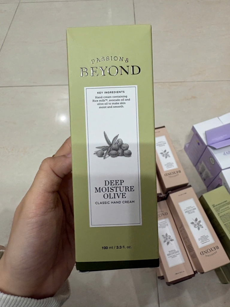 Kem Dưỡng Tay Beyond Classic
