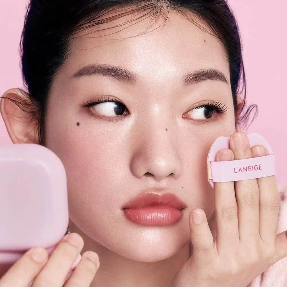 Cushion Laneige Neo Cushion The Glow SPF50+/PA+++ Dưỡng Ẩm Căng Bóng 15g Kèm Lõi 15g - Fullbox - Hàng Duty