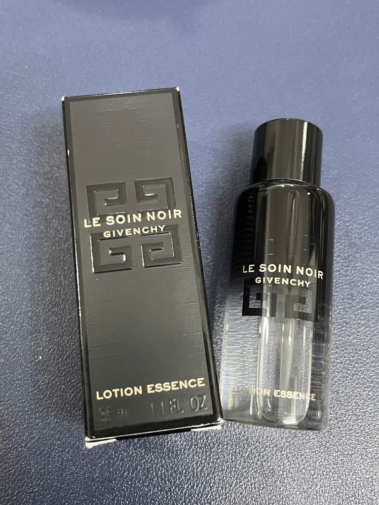 Lotion Essence Givenchy Le Soin Noir Phục Hồi Chống Lão Hoá 35ml - Fullbox - Hàng Duty