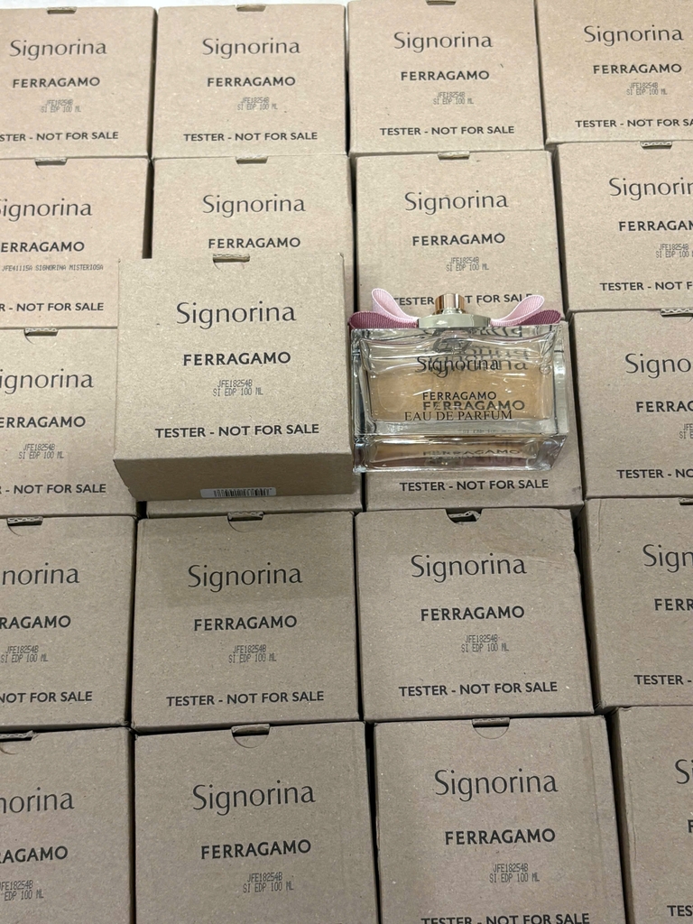 Nước Hoa Nữ Eau De Parfum Salvatore Ferragamo Signorina - Hàng Công Ty
