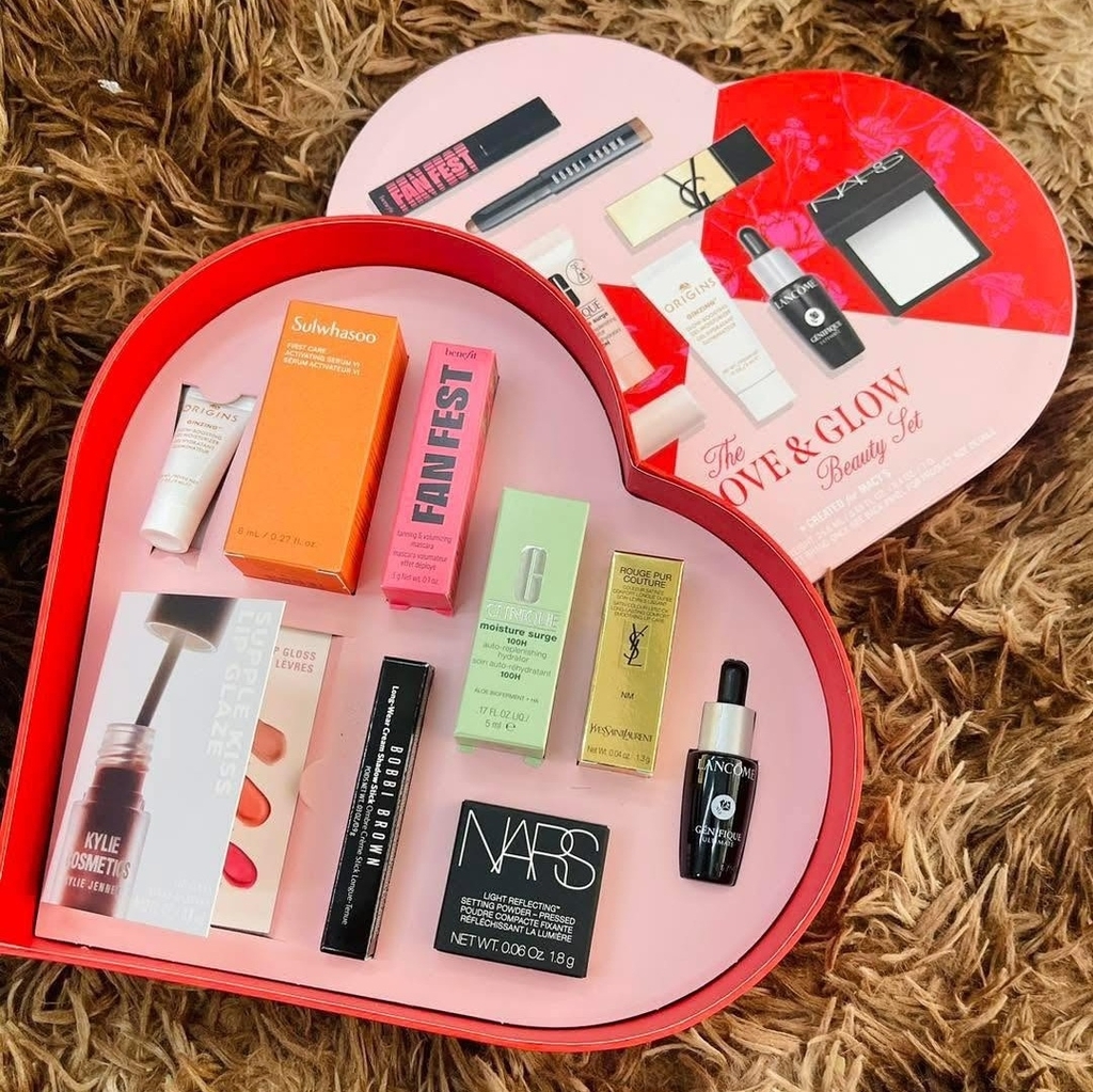 Set 9 Món Mỹ Phẩm & Dưỡng Da Cao Cấp Macy's The Love And Glow Beauty - Fullbox Hàng US