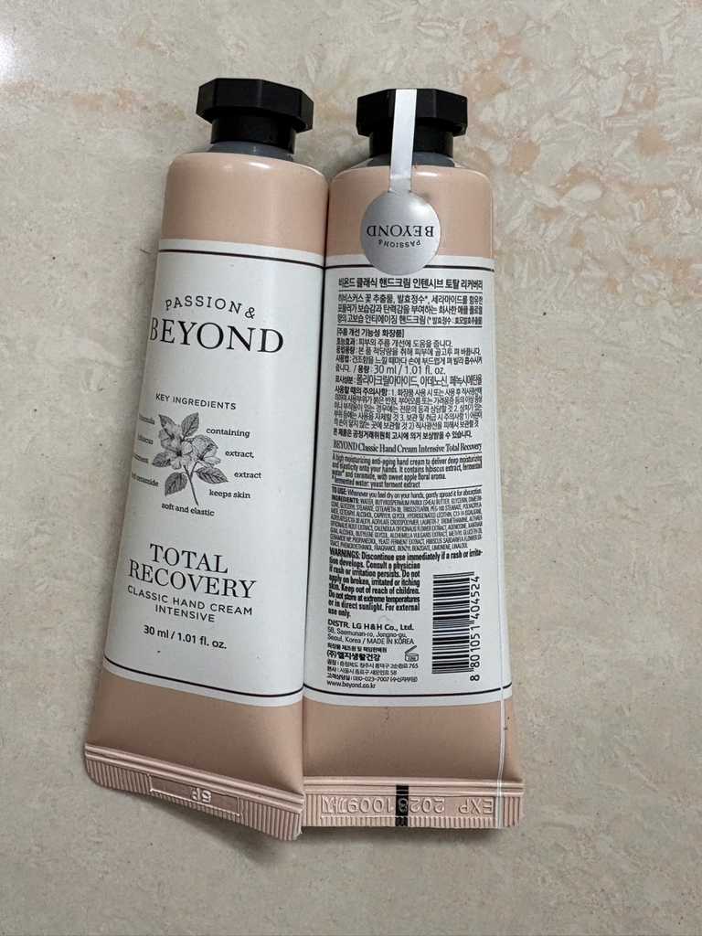 Kem Dưỡng Tay Beyond Classic