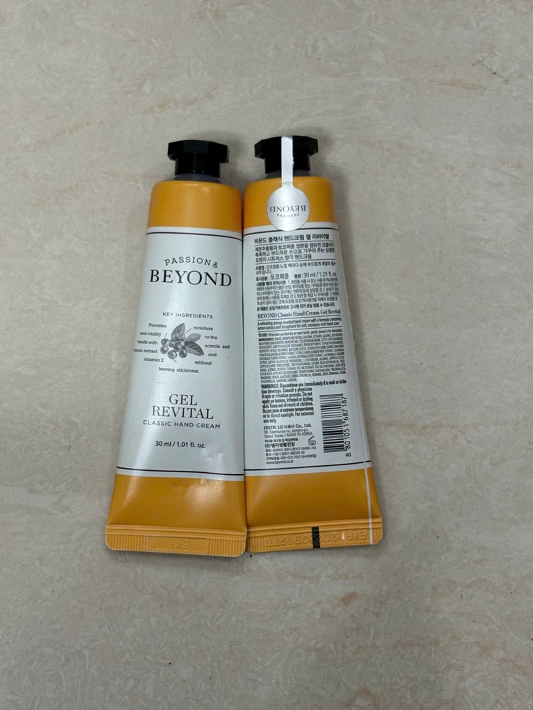 Kem Dưỡng Tay Beyond Classic