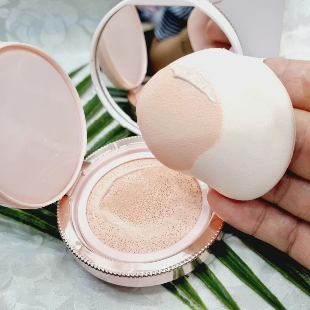 Cushion Whoo Radiant White Tone Up Sun Cushion SPF50+/PA+++ - 13g