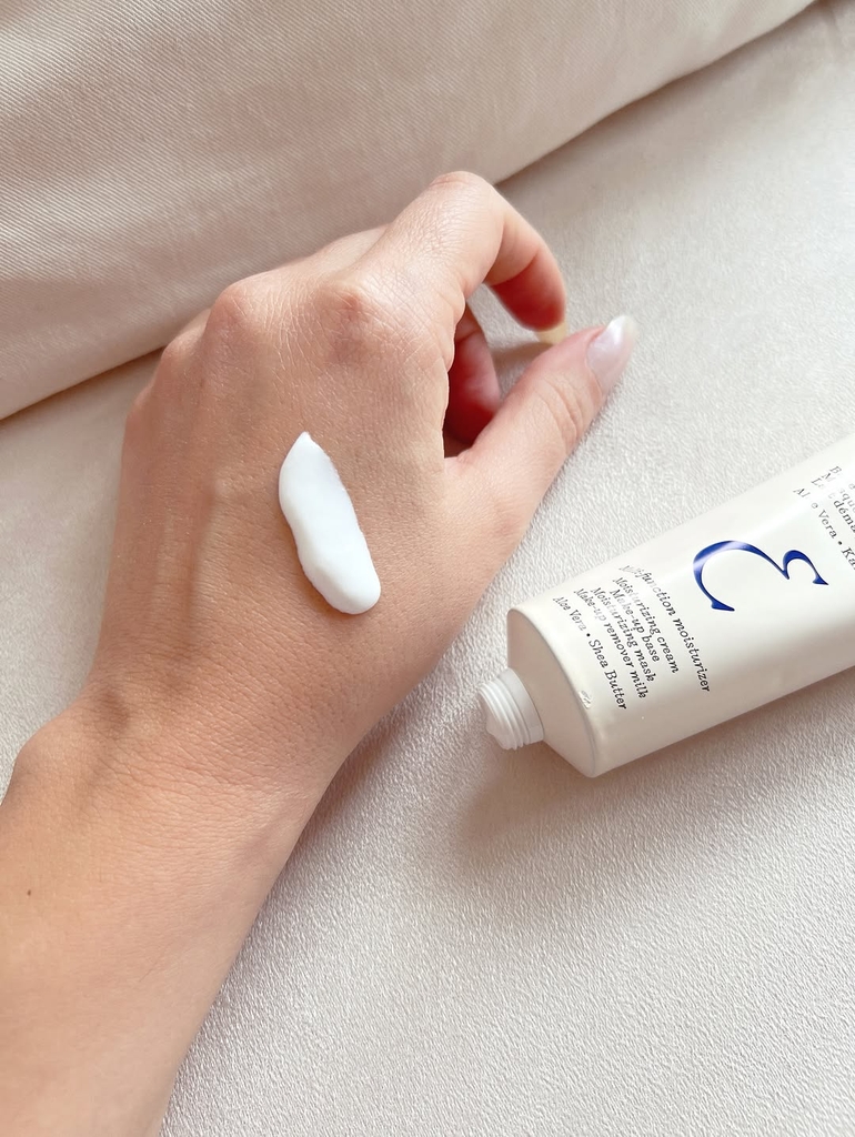 Kem Dưỡng Ẩm Phục Hồi Embryolisse Lait-Crème Concentré Fullbox - Hàng Công Ty