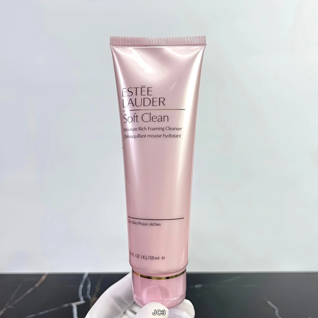Sữa Rửa Mặt Cho Da Khô Estee Lauder Soft Clean - 125ml (Bản Mỹ)