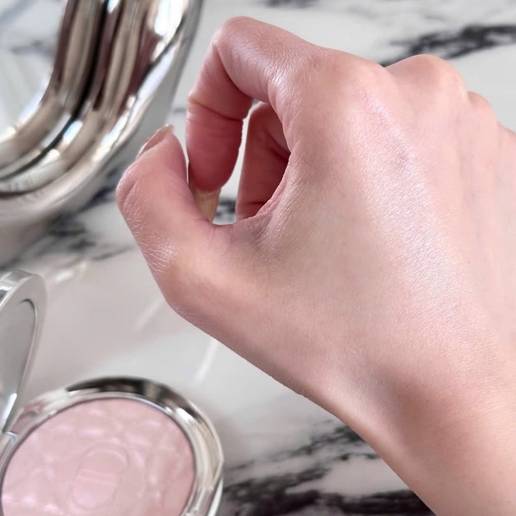 Phấn Bắt Sáng Và Tạo Khối Highlighter Dior Forever Glow Luminizer Tone 03 Pink Halo - 6g Fullbox Hàng US