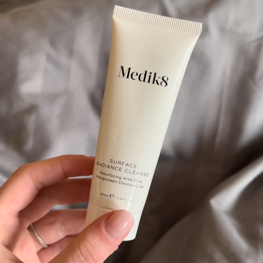 Sữa Rửa Mặt Medik8 Surface Radiance Cleanse 40ml - Nobox Hàng US