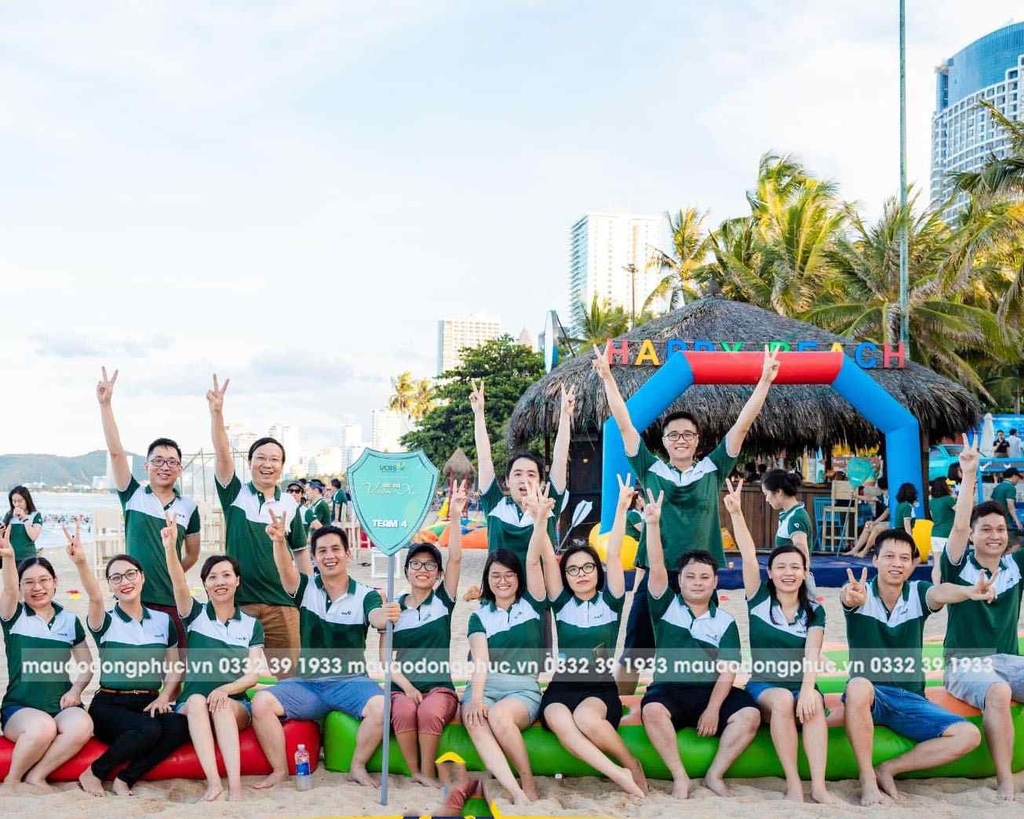 Đồng Phuc Đi Biển Teambuiding Ngân Hàng Vietcombank - Đồng Phục May Thành Việt