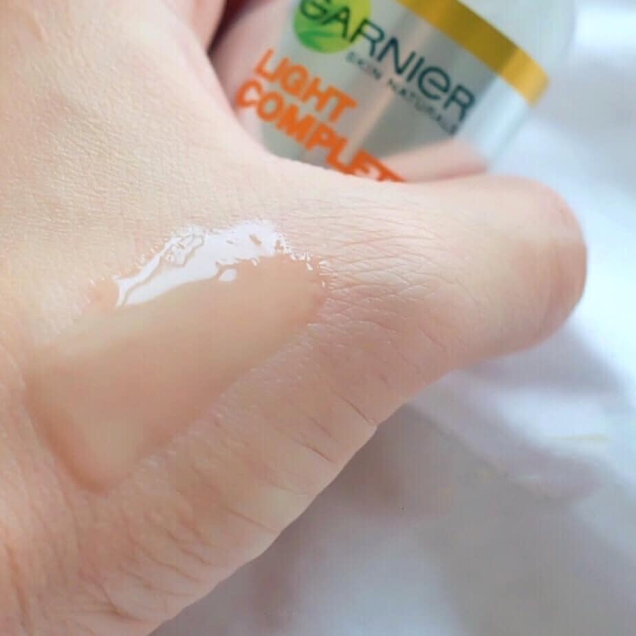 Serum Garnier New Bright Complete 30X Vitamin C Booster Chai 30ml