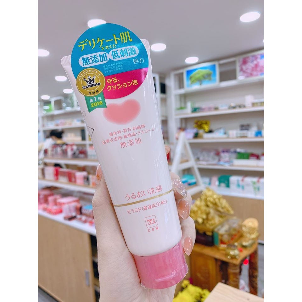 Sữa Rửa Mặt Bọt Mịn Cow Nhật Bản Nhẹ Dịu Da Nhạy Cảm - Chai 200ml