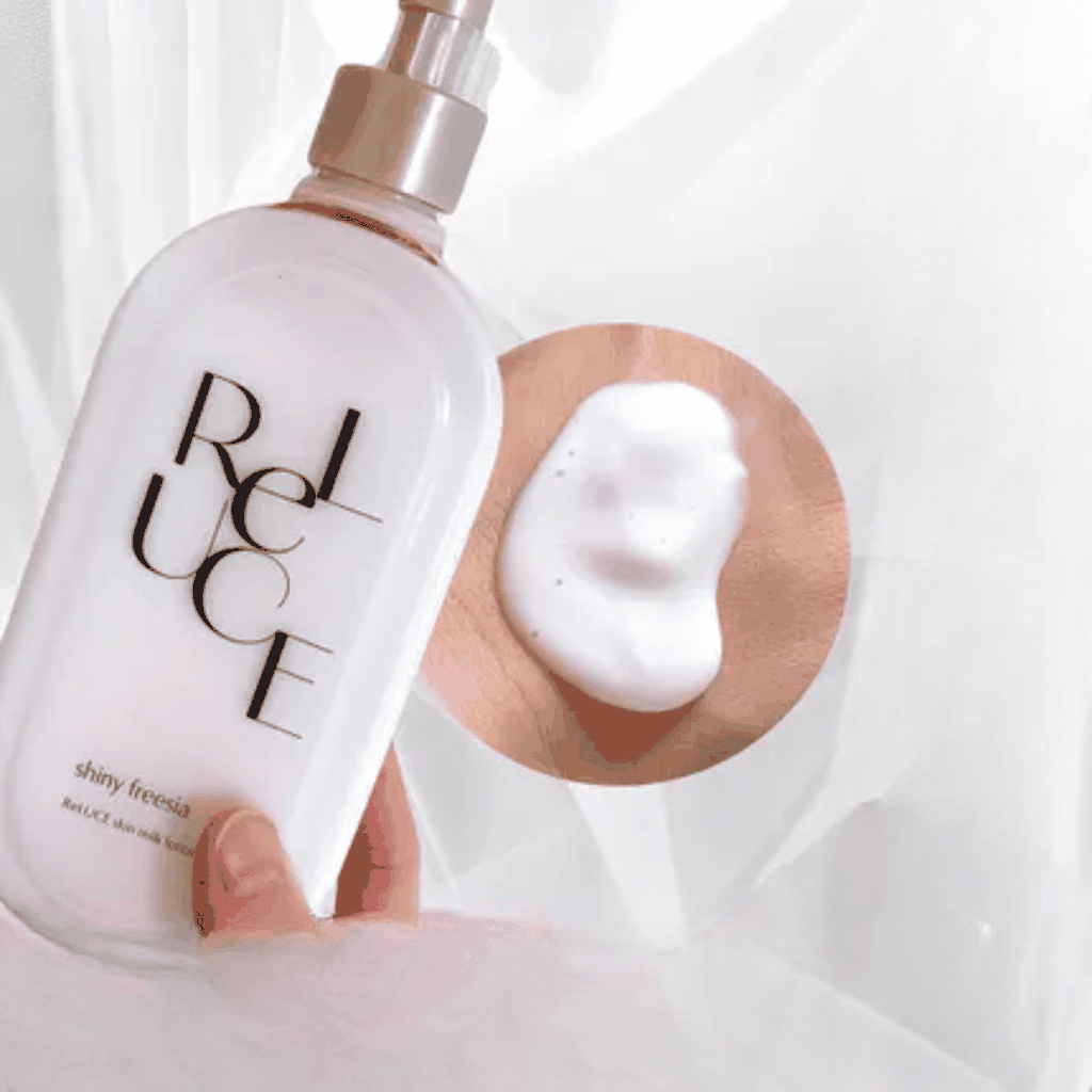 [MUA 1 TẶNG 3] Dưỡng Thể Nước Hoa Roland RELUCE Trắng Da Mềm Mịn Cao Cấp Nhật Bản 300ml TẶNG KHĂN GẤU, MÓC KHÓA, TÚI