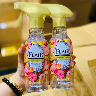 Xịt Thơm Và Làm Phẳng Quần Áo Flair KAO - 270ml