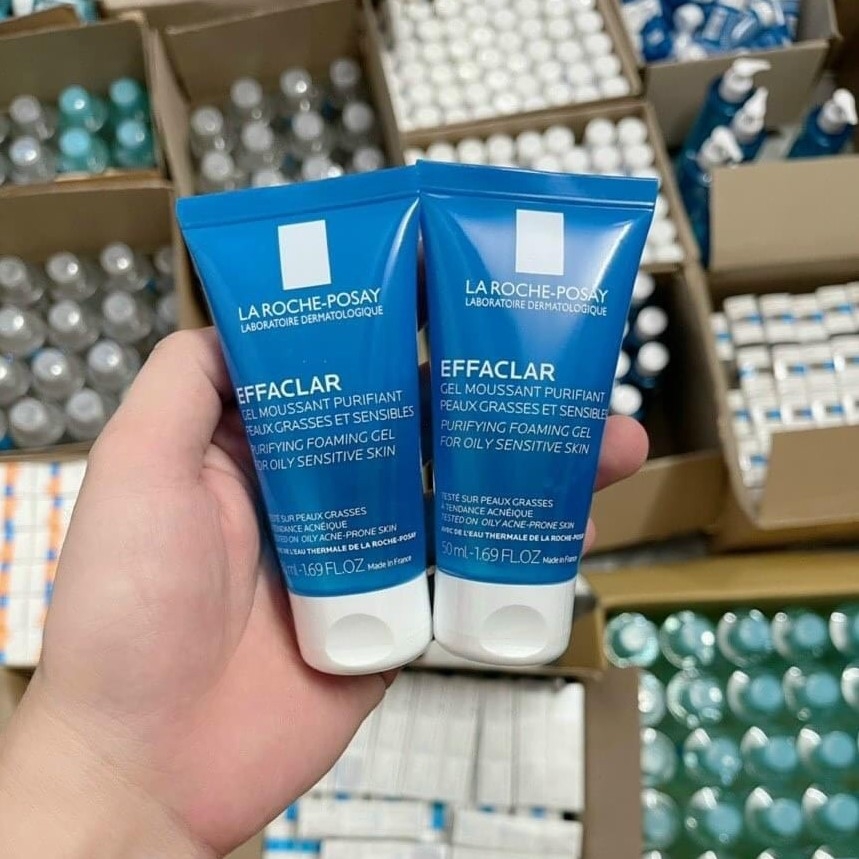Sữa Rửa Mặt La Roche Posay Dạng Gel Nhẹ Dịu Cho Da Dầu Mụn Nhạy Cảm