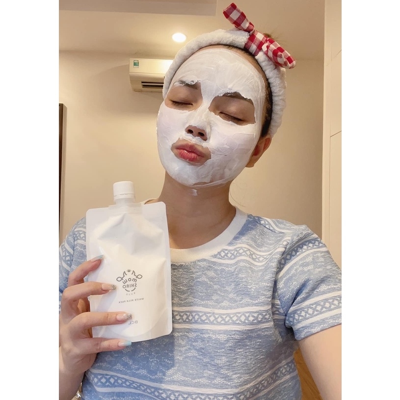 Mặt Nạ Mow Shiro Dưỡng Trắng Da Chiết Xuất Sữa Bò BCL White Milk Pack - Túi 150g