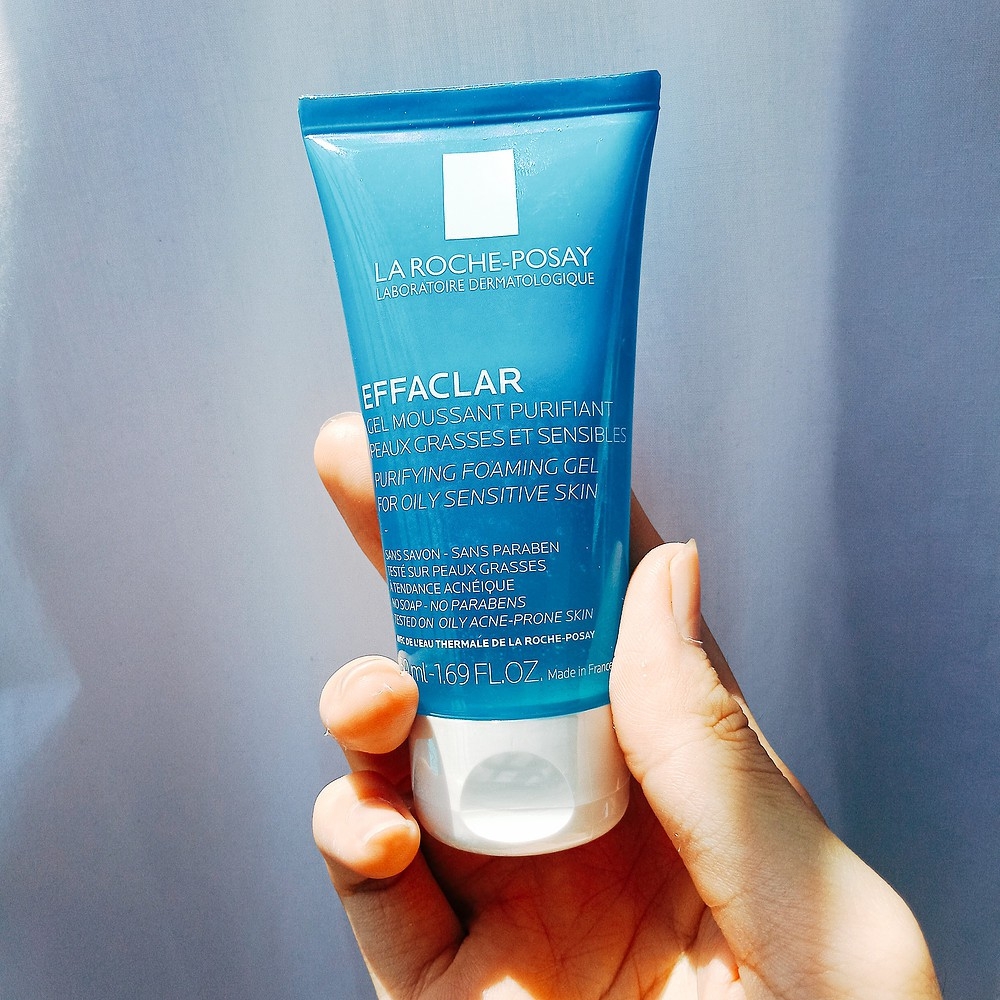 Sữa Rửa Mặt La Roche Posay Dạng Gel Nhẹ Dịu Cho Da Dầu Mụn Nhạy Cảm