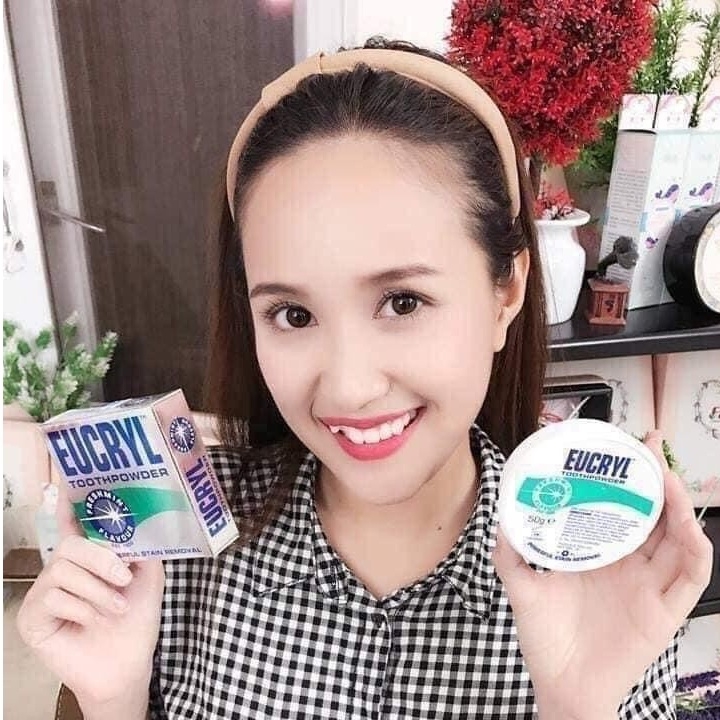 Bột Tẩy Trắng Răng Eucryl Toothpowder Powerful Stain Removal Hộp 50g