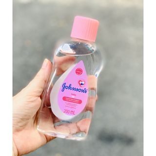 Dầu Massage Johnsons Baby Oil - Chai 200ml