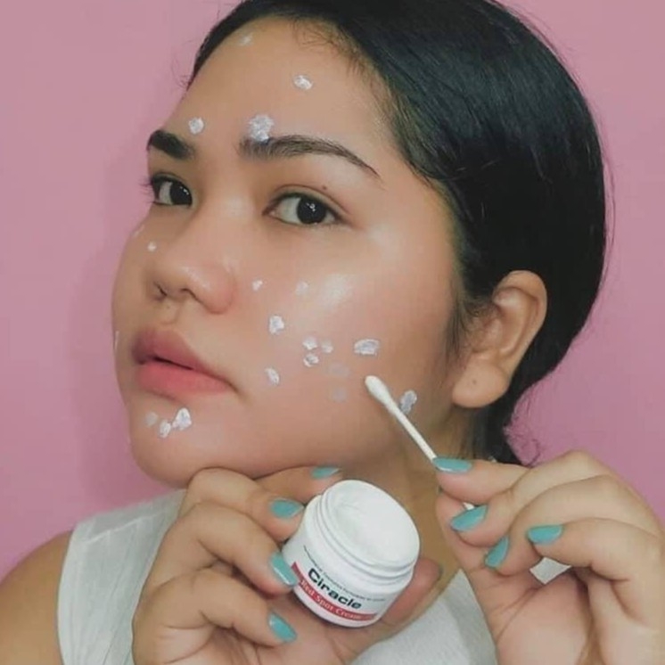 Kem Giảm Mụn Sưng Đỏ Mụn Mủ Ciracle Red Spot Cream 30ml