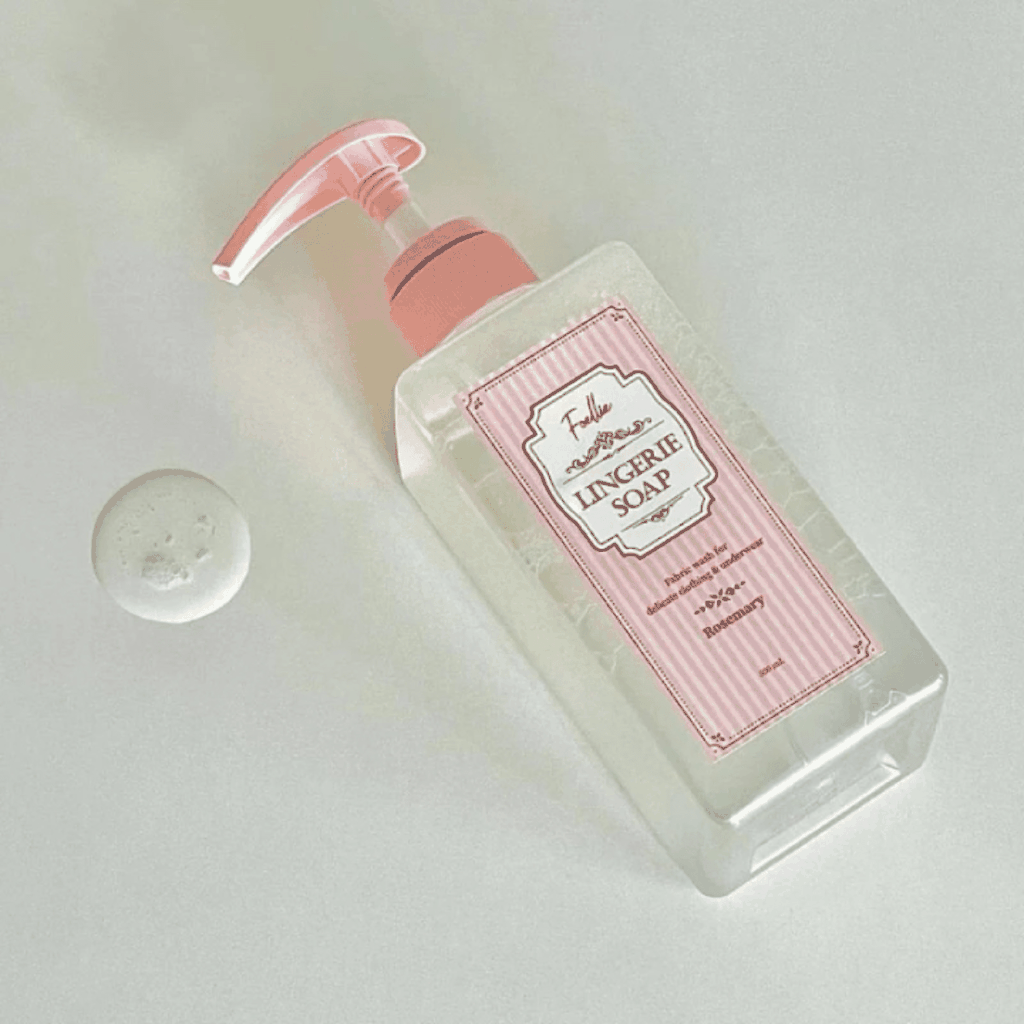 Nước Giặt Đồ Lót Foellie Lingerie Soap Cao Cấp Tẩy Ố Vàng Diệt Sạch Vi Khuẩn Hàn Quốc 500ml