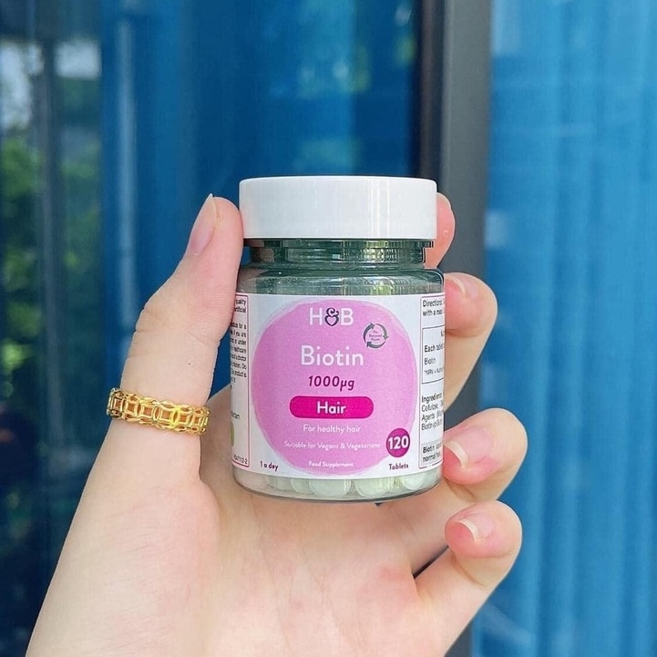 Viên Uống Holland & Barrett Biotin Hỗ Trợ Kích Mọc Tóc 120 Viên