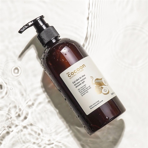 Gel Tắm Bí Đao Cocoon Giúp Giảm Mụn Lưng Winter Melon Shower Chai 310ml