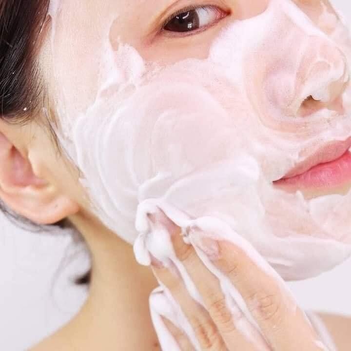 SRM Kose Softymo Cleansing Foam White - TRẮNG DƯỠNG TRẮNG Tuýp 220g