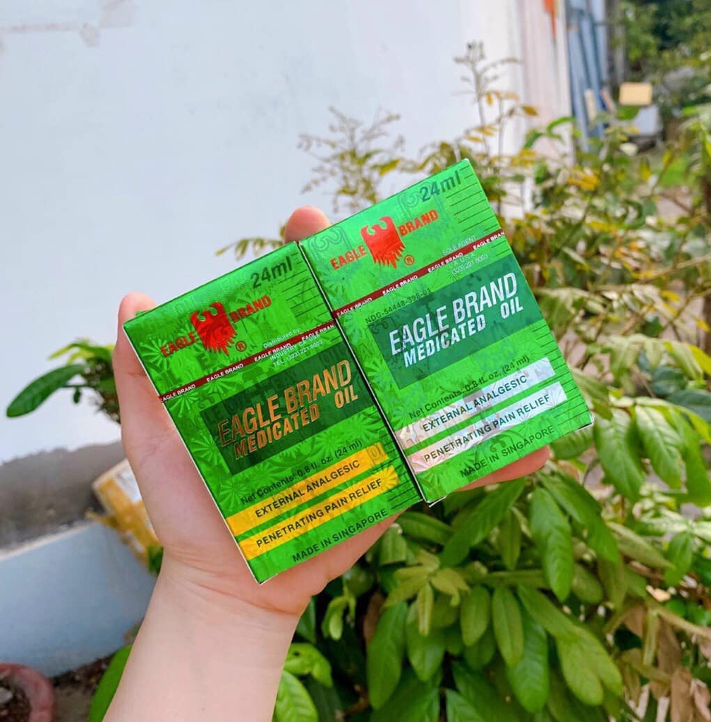 Dầu Gió Xanh Con Ó 2 Nắp Eagle Brand Medicated Oil Mỹ 24ml
