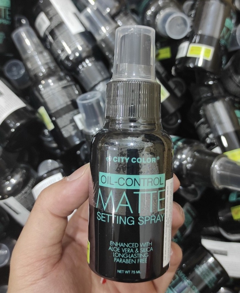 Xịt Khóa Make Up City Color Dành Cho Da Dầu Oil Control Chai 75ml