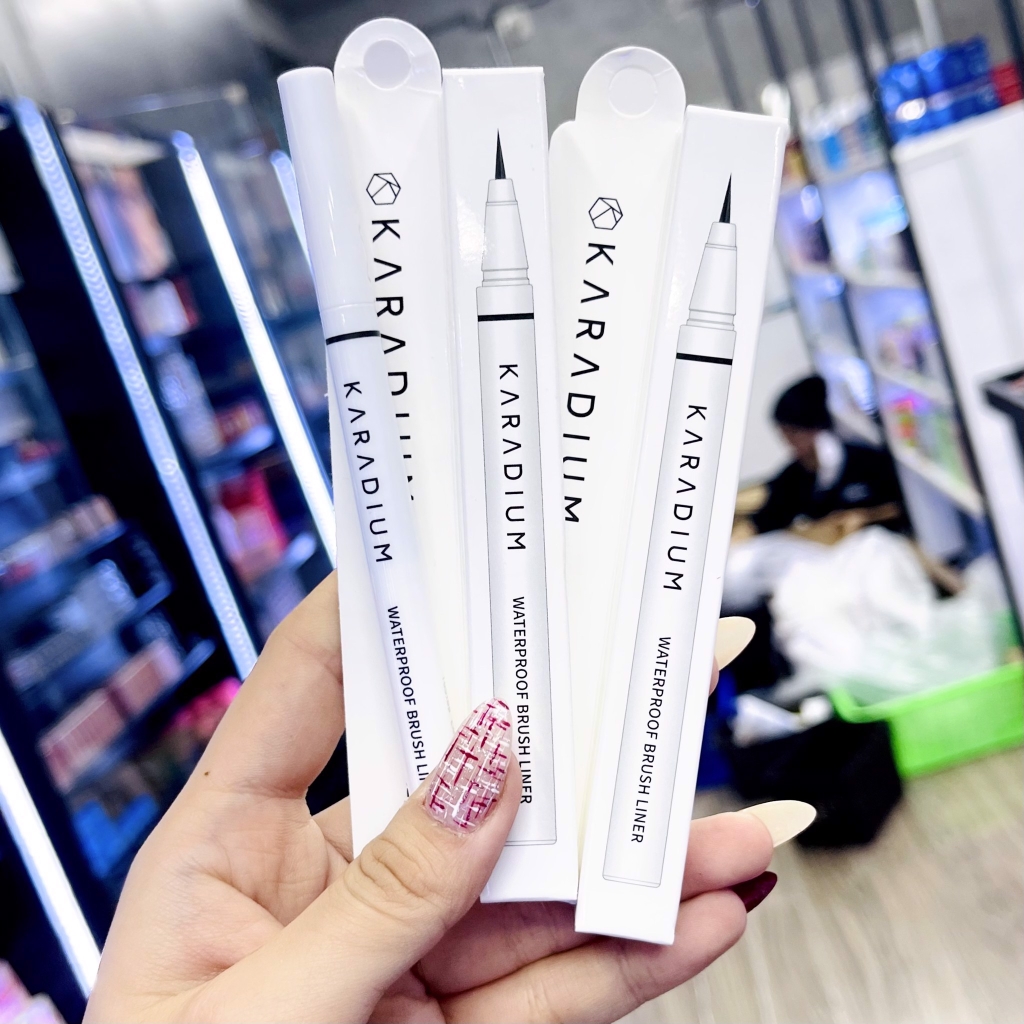 Bút Kẻ Mắt Dạ Karadium Waterproof Brush Liner Black Hàn Quốc