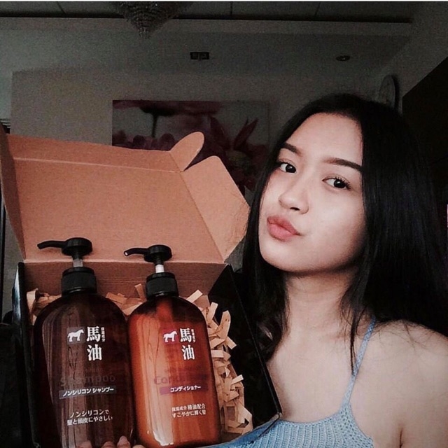 Set Gội Xả Mỡ Ngựa Horse Oil Không Silicon Mềm Mượt Nhật 600ml