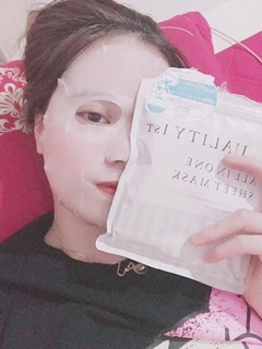 Mặt Nạ QUALITY 1st Túi 5 Miếng Nhật Bản