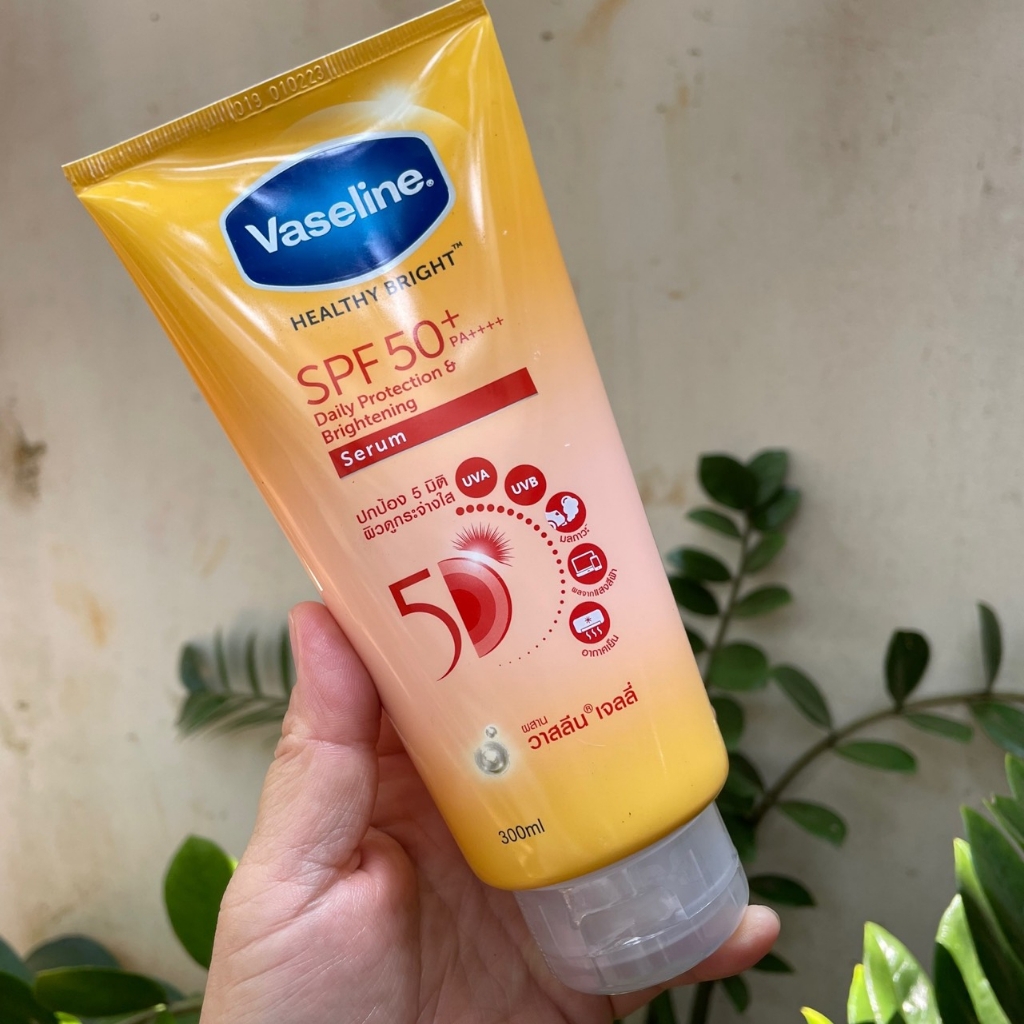 Dưỡng Thể Vaseline Healthy Bright 50X SPF50+ Tuýp 300ml
