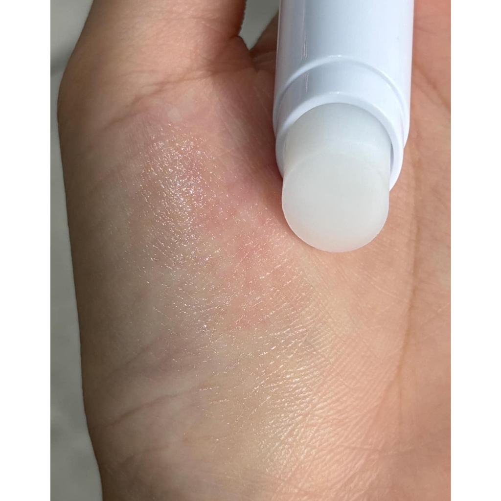 Son Dưỡng Bioderma Atoderm Stick Levres Dưỡng Ẩm Mềm Môi Giảm Khô Nẻ Không Màu Thỏi 4g