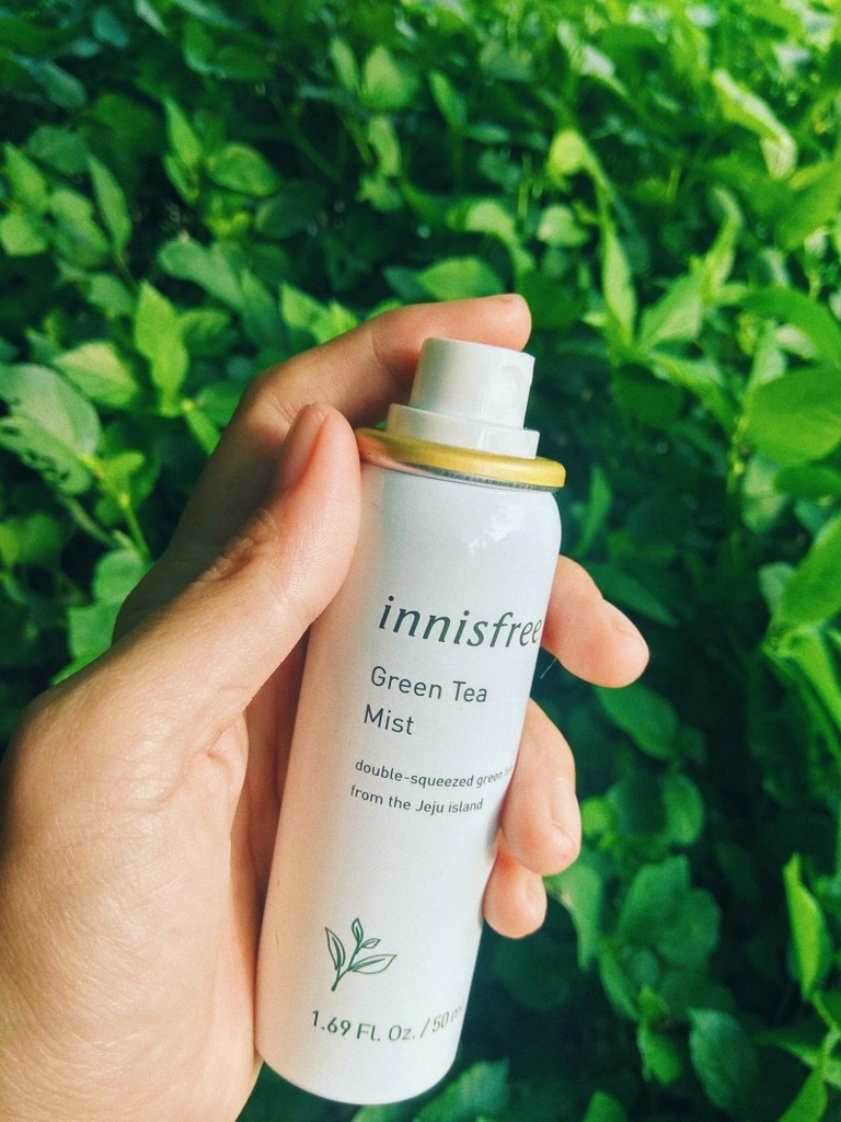 Xịt Khoáng Dưỡng Ẩm Trà Xanh Innisfree Green Tea Mist