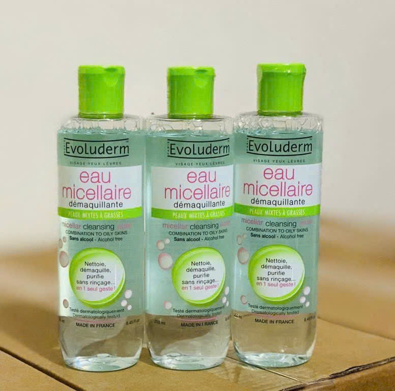 Nước Tẩy Trang Evoluderm Micellar Cleansing Water Cho Da Khô Nhạy Cảm Chai 500ml