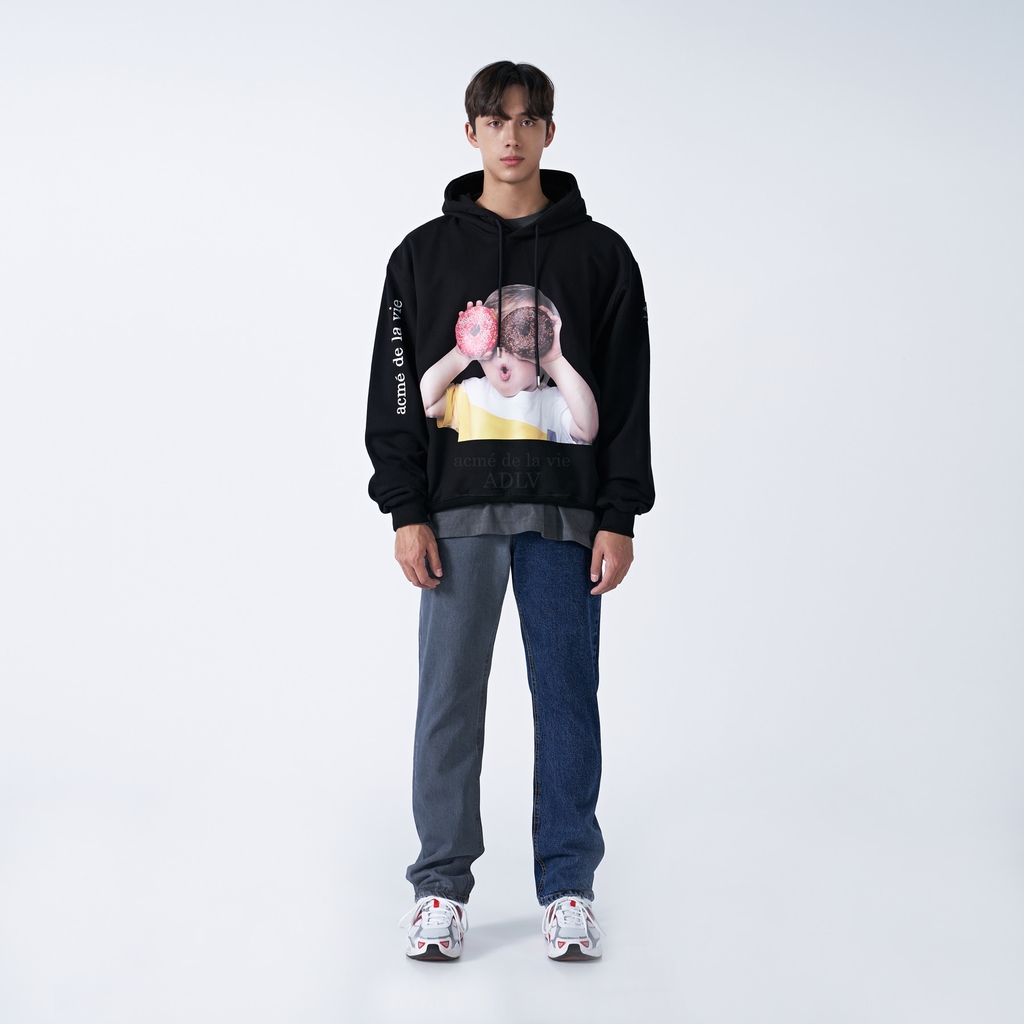 Áo Hoodie ADLV Baby Face Donut Màu Đen