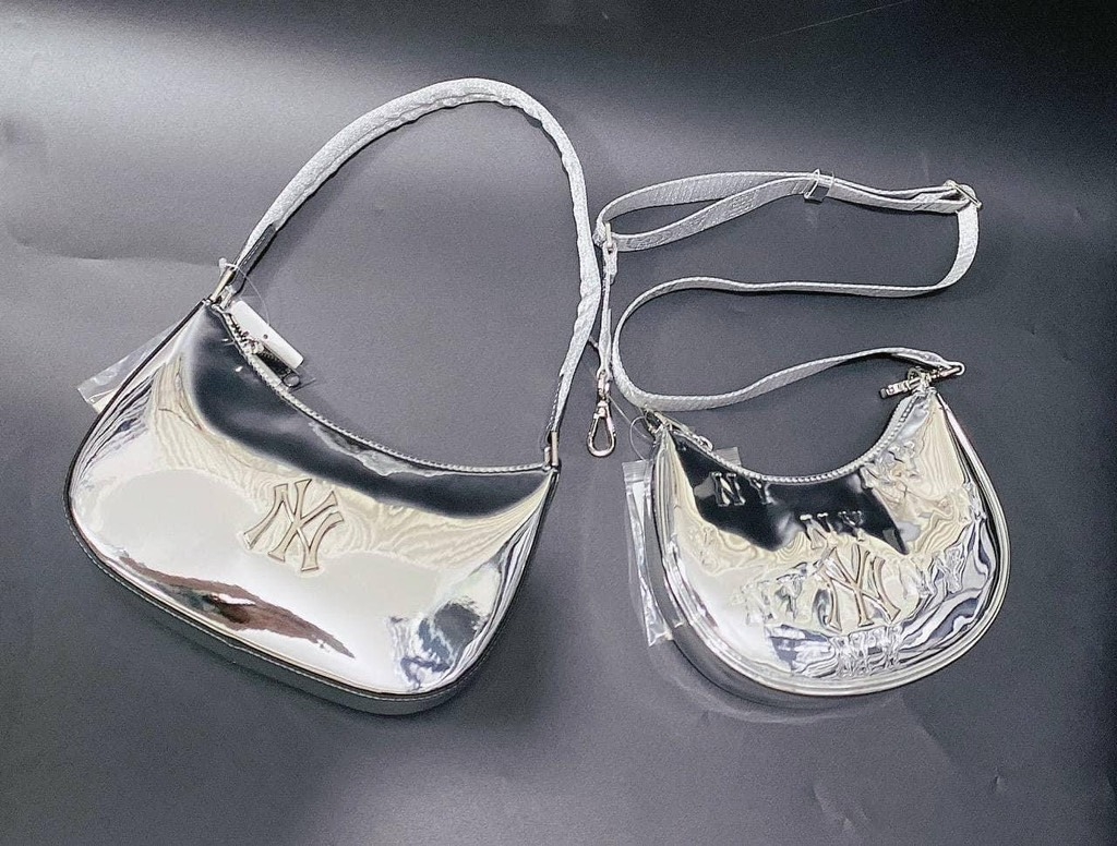 Túi Đeo Chéo MLB Monogram Màu Bạc