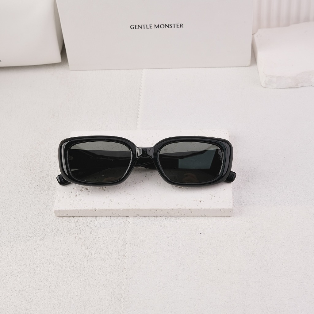 Kính Mát Gentle Monster Maison Margiela 106 Màu Đen