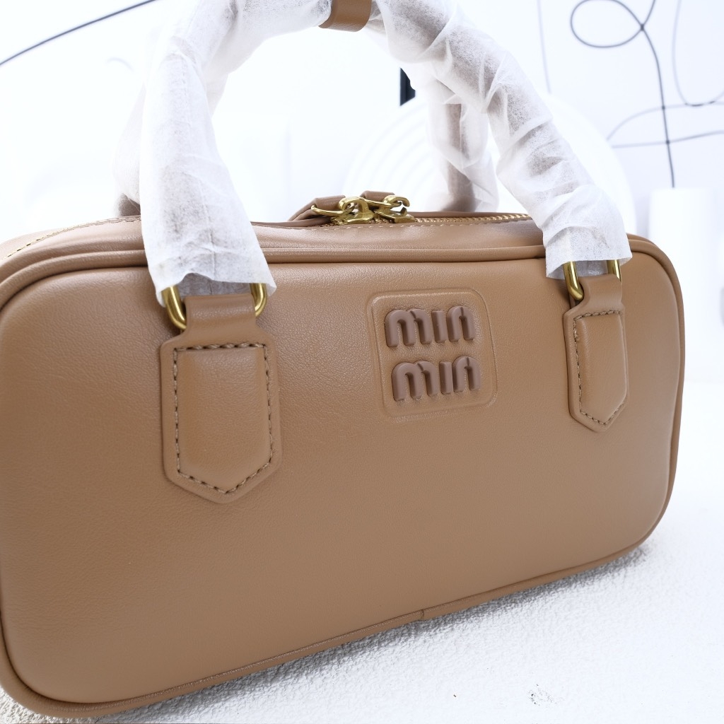 Túi Xách Miu Miu Arcadie Handle Màu Nâu