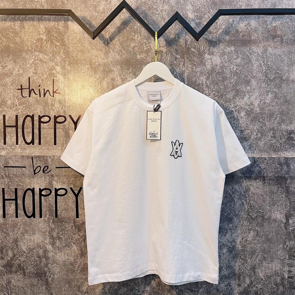 Áo Phông ADLV X LISA Logo Thêu Màu Trắng