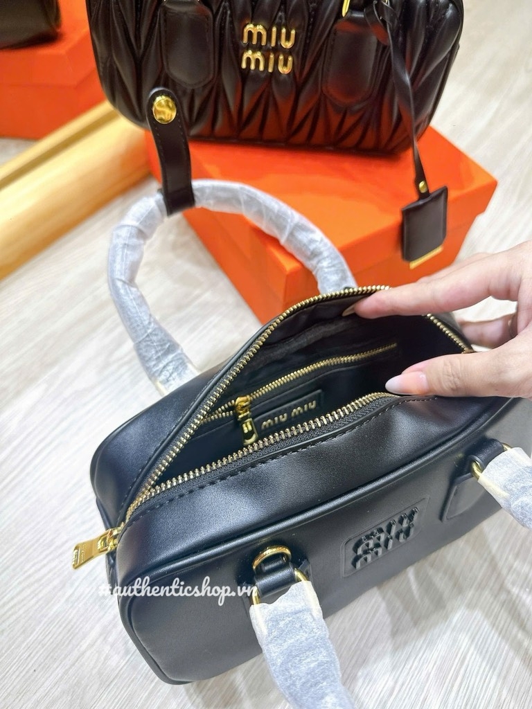 Túi Xách Miumiu Remake Korea 22cm